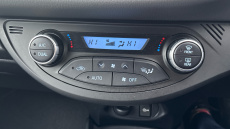 Toyota Yaris 1.5 Hybrid Icon Tech 5dr CVT Hybrid Hatchback